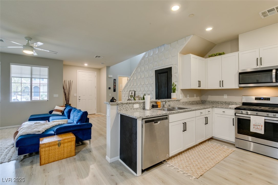 2878 Starling Summit Street, Henderson, Nevada image 26