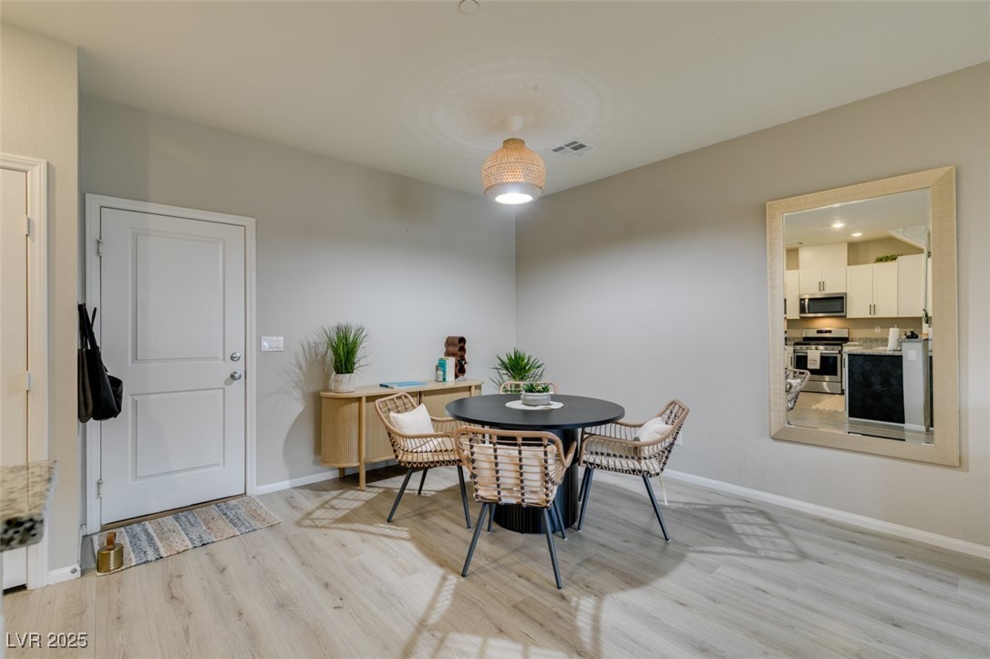 2878 Starling Summit Street, Henderson, Nevada image 17