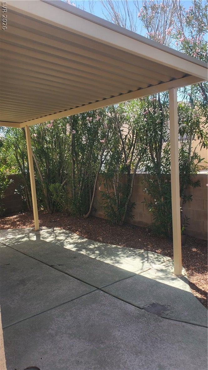 5319 Railroad Spikes Street