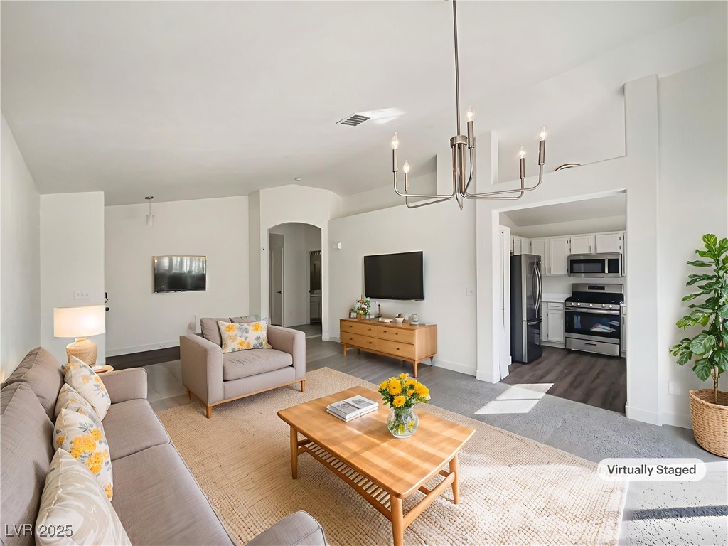 4589 Spitfire Street