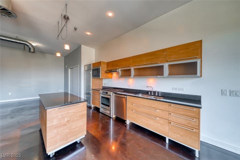 Tiny photo for 200 Hoover Avenue #1712, Las Vegas, NV 89101 (MLS # 2709801)