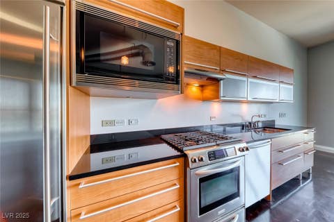 Tiny photo for 200 Hoover Avenue #1712, Las Vegas, NV 89101 (MLS # 2709801)