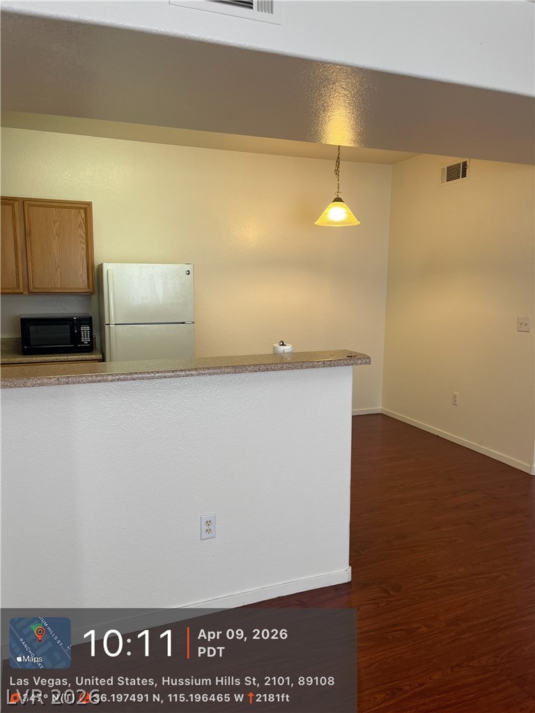 2101 HUSSIUM HILLS Street 206