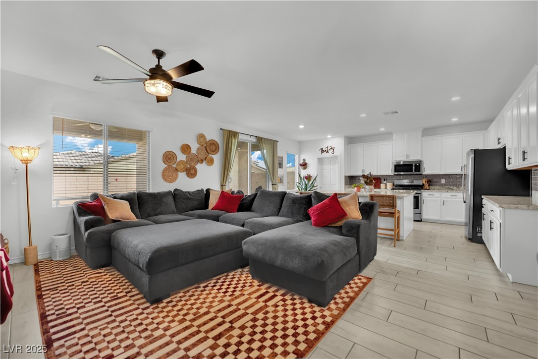 8142 Skye Plum Street