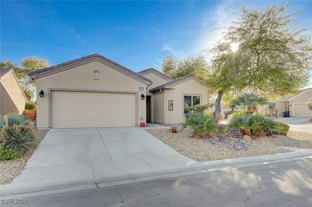 3617 Hammerkop Drive, North Las Vegas, Nevada image 2