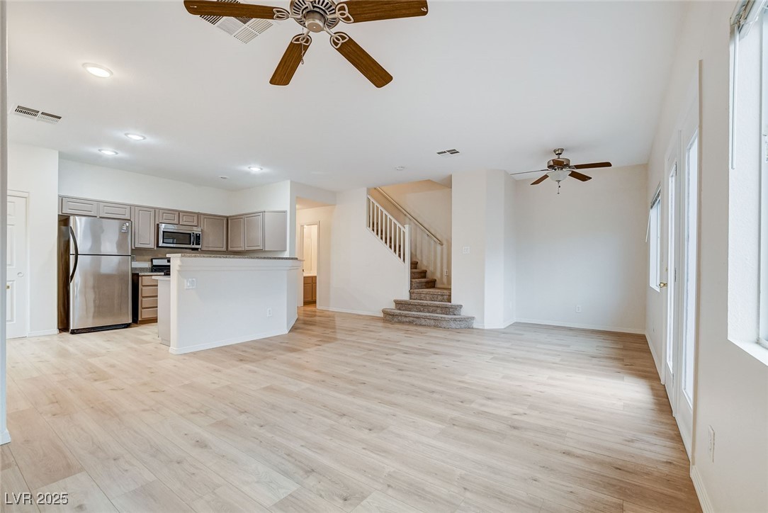 3204 Regal Swan Place 2