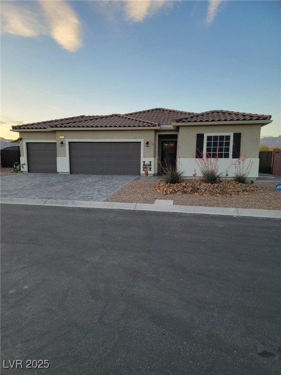 92 Hawk Avenue, Pahrump, Nevada image 1