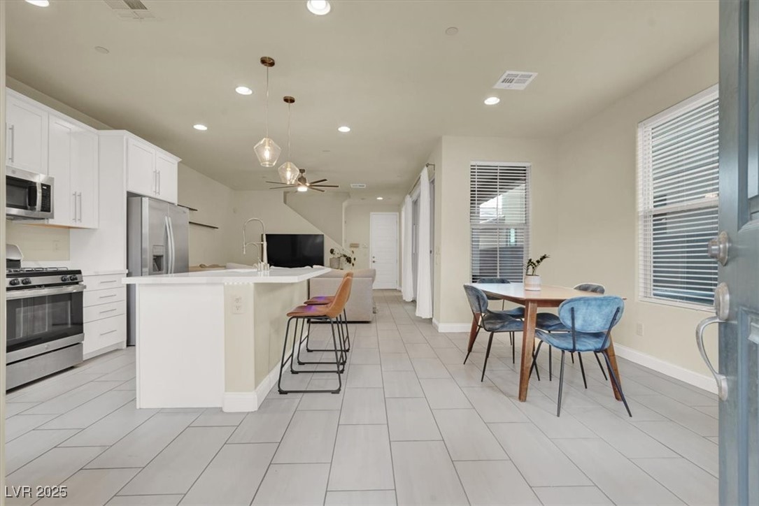 Properties 2 549 Tokopah Falls Street