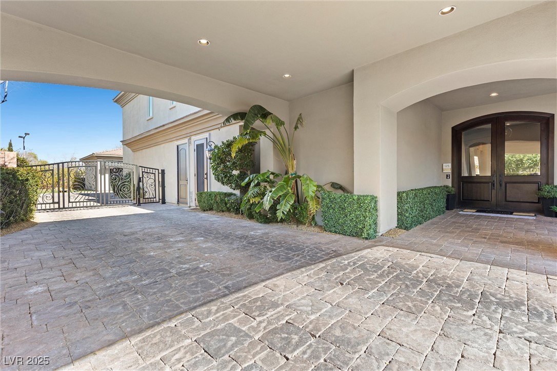 10000 Cresent Mesa Lane, Las Vegas, Nevada image 3