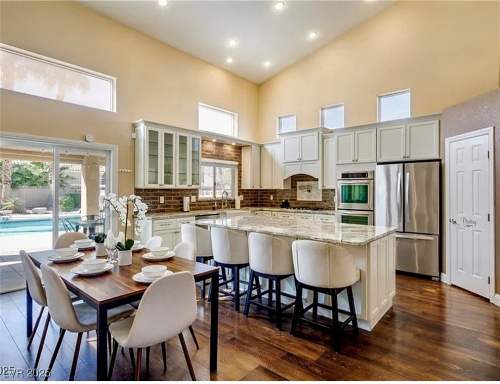 7469 Thornsby Court