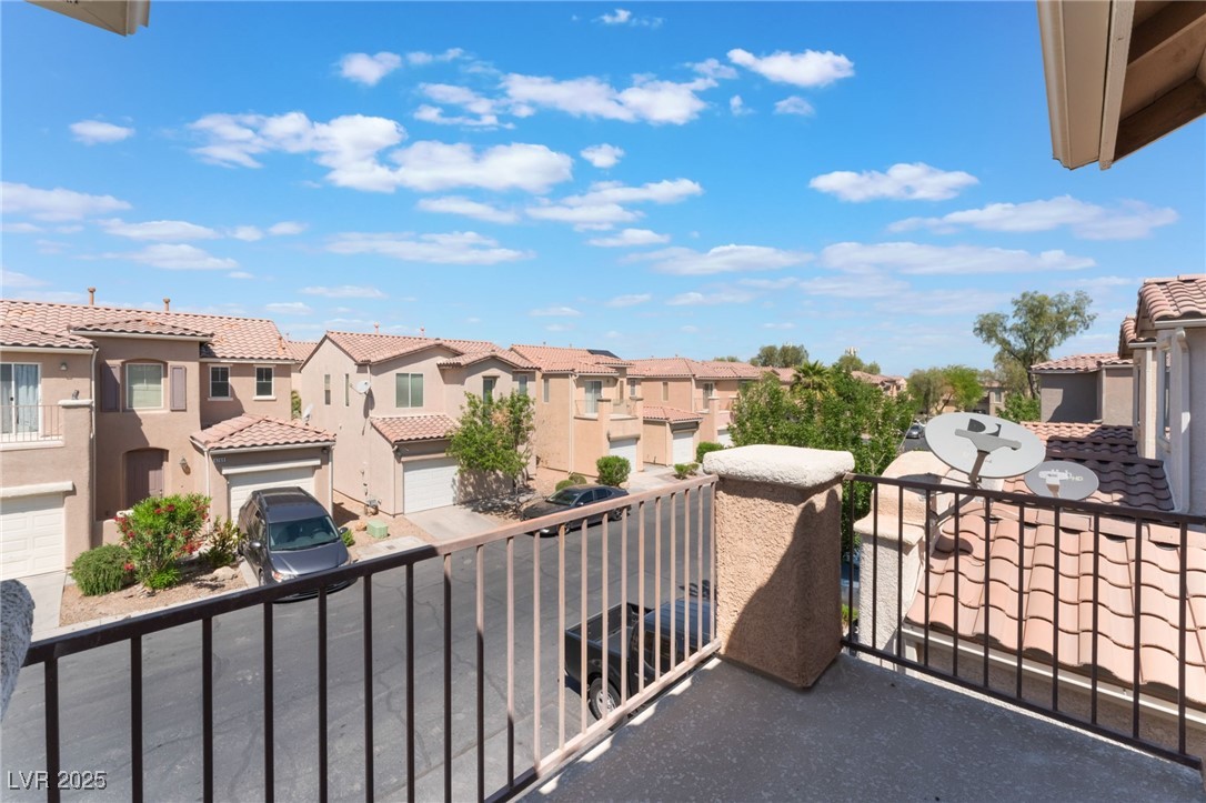 6270 Dartington Hall Street, Henderson, Nevada image 18