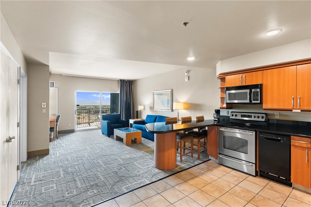 211 E Flamingo Road 1411
