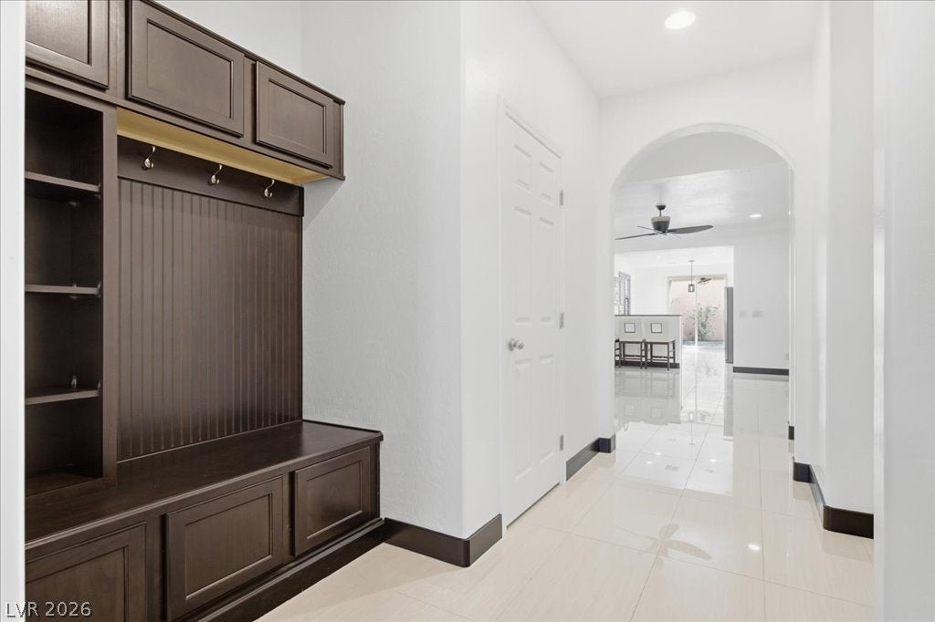 369 Hillhead Court