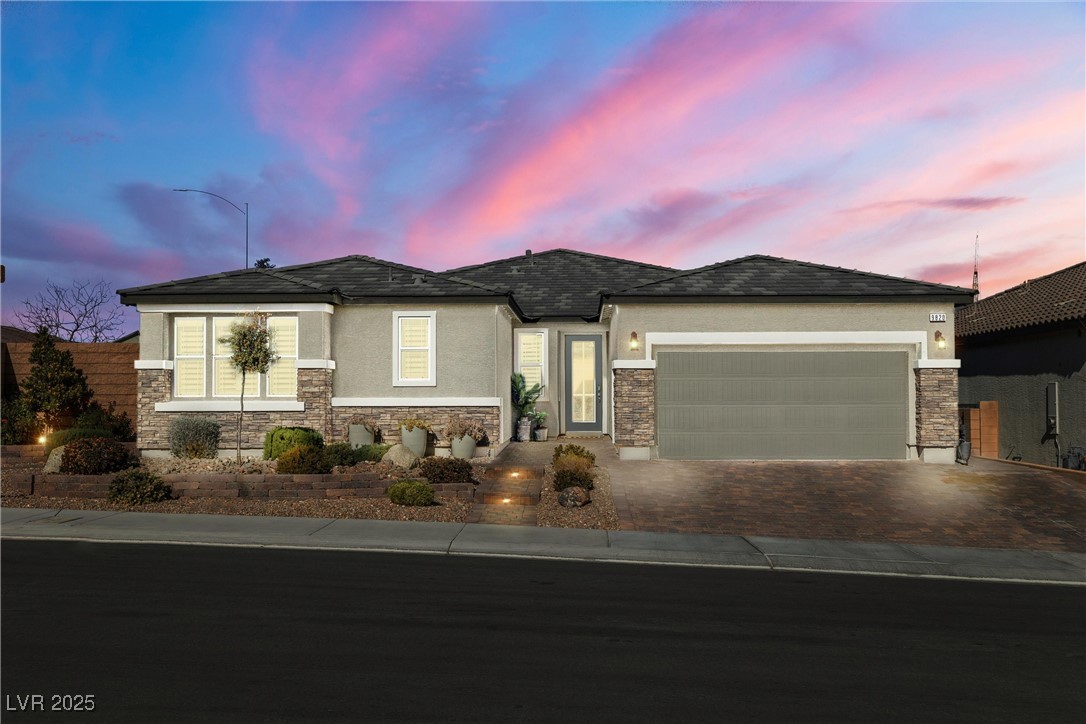 9820 Maiden Pink Avenue, Las Vegas, Nevada image 1