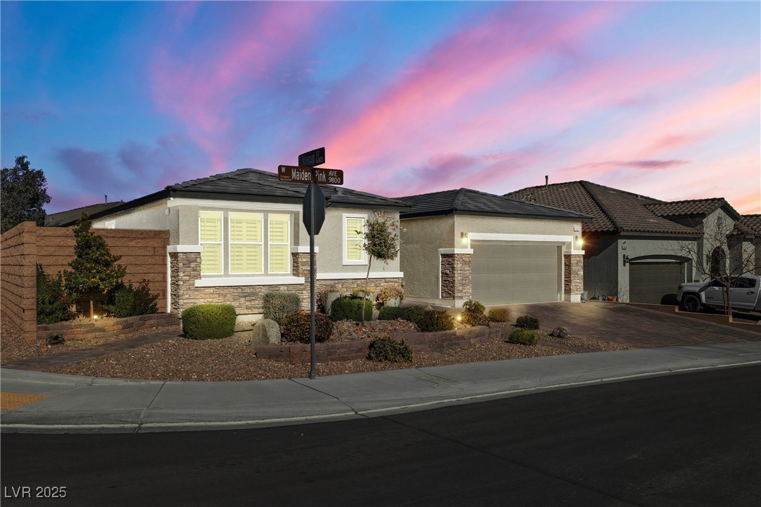 9820 Maiden Pink Avenue, Las Vegas, Nevada image 7