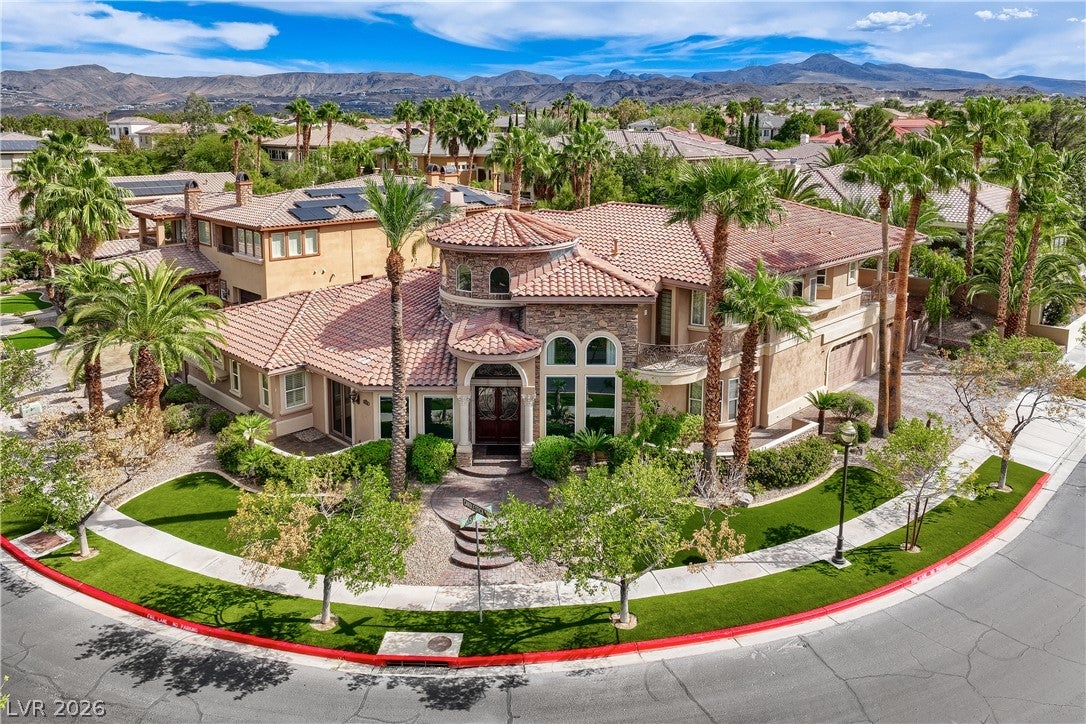 Properties 2 2291 Candlestick Avenue