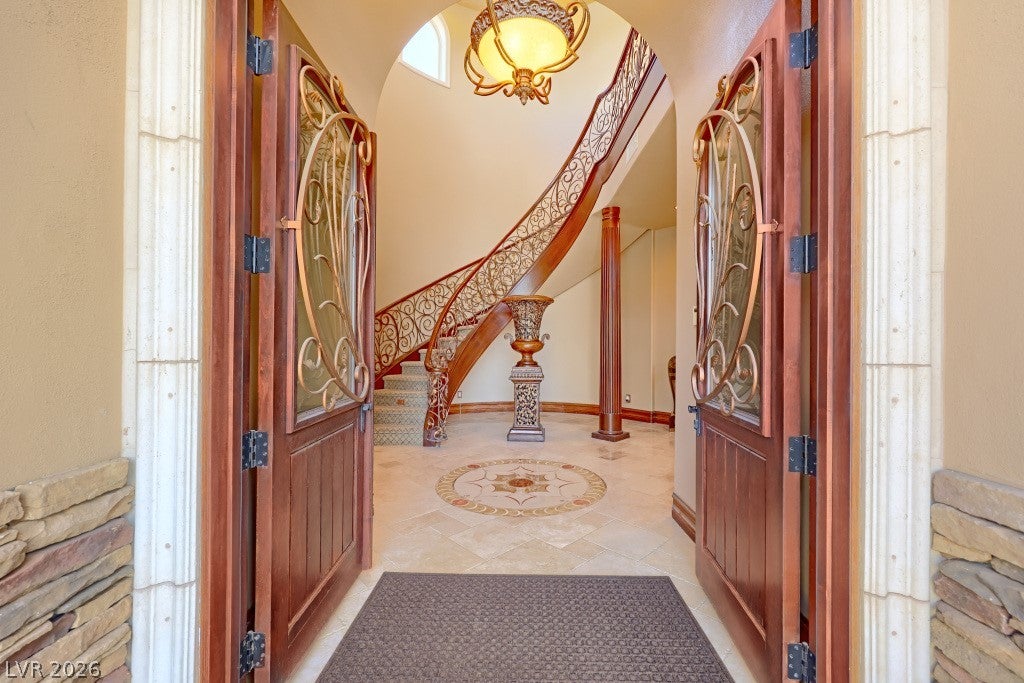 Properties 3 2291 Candlestick Avenue