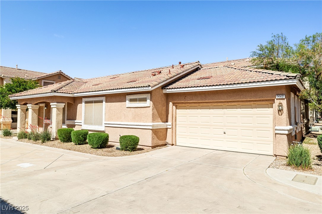 1440 Summer Glow Avenue, Henderson, Nevada image 3