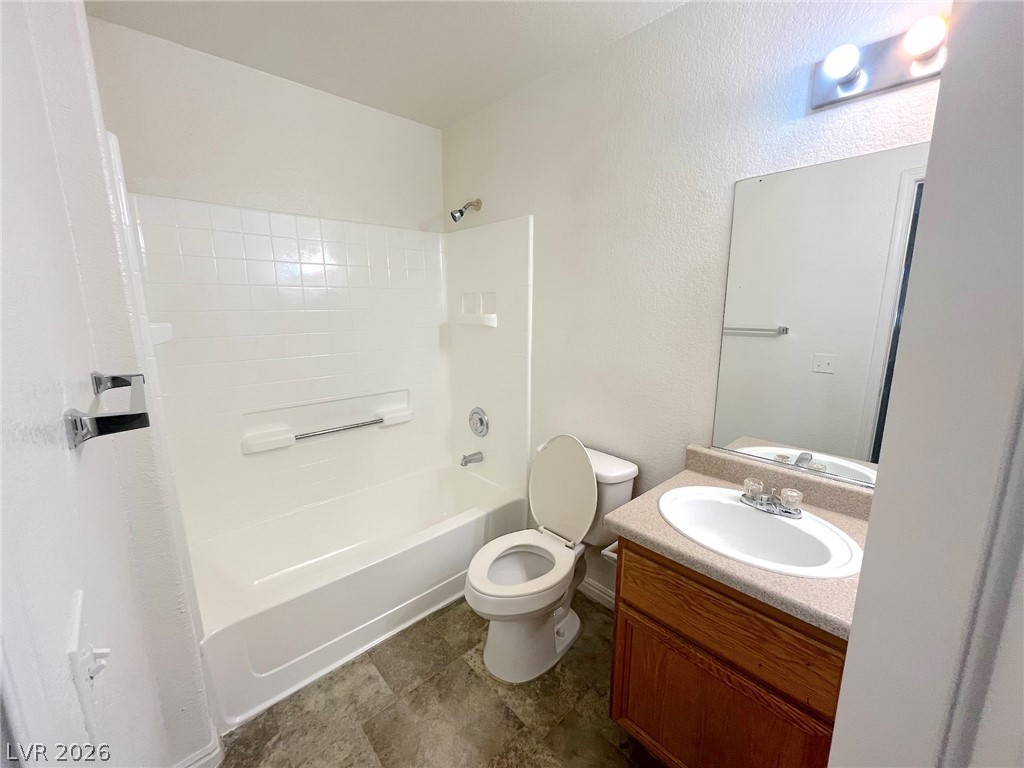 4730 E Craig Road 2113