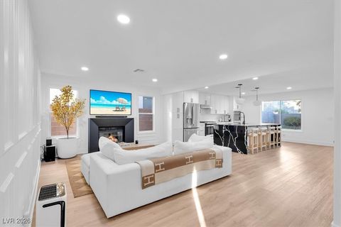 Photo of 9836 Via Delores Avenue, Las Vegas, NV 89117 (MLS # 2745073)