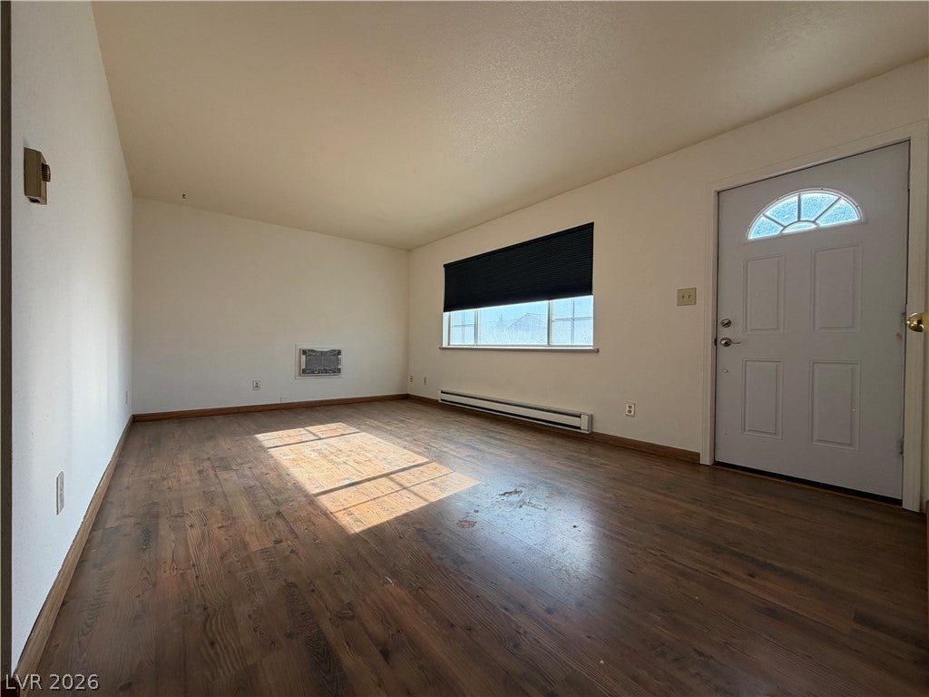 915 E. 16th Street