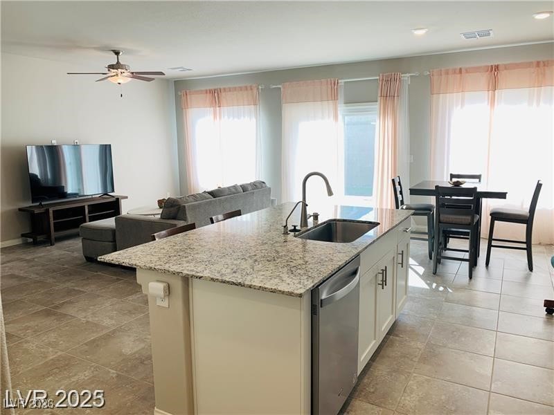 7867 Pink Opal Avenue