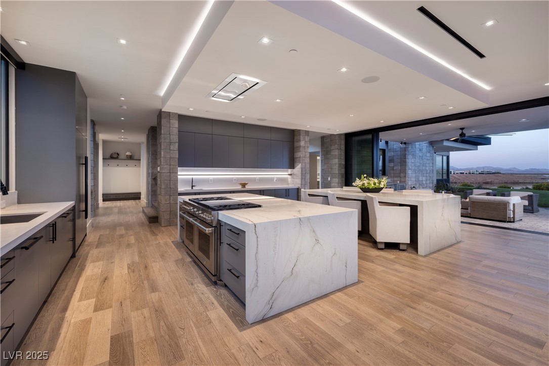 10 Sunrise Beach Circle