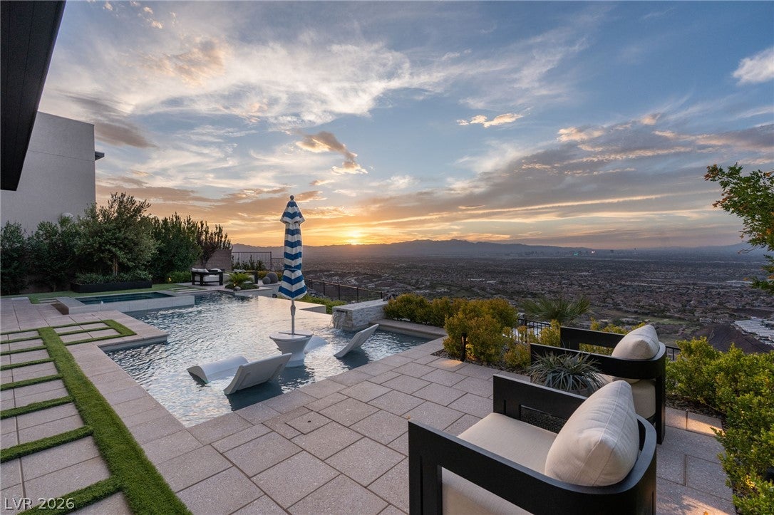 651 Overlook Rim Drive