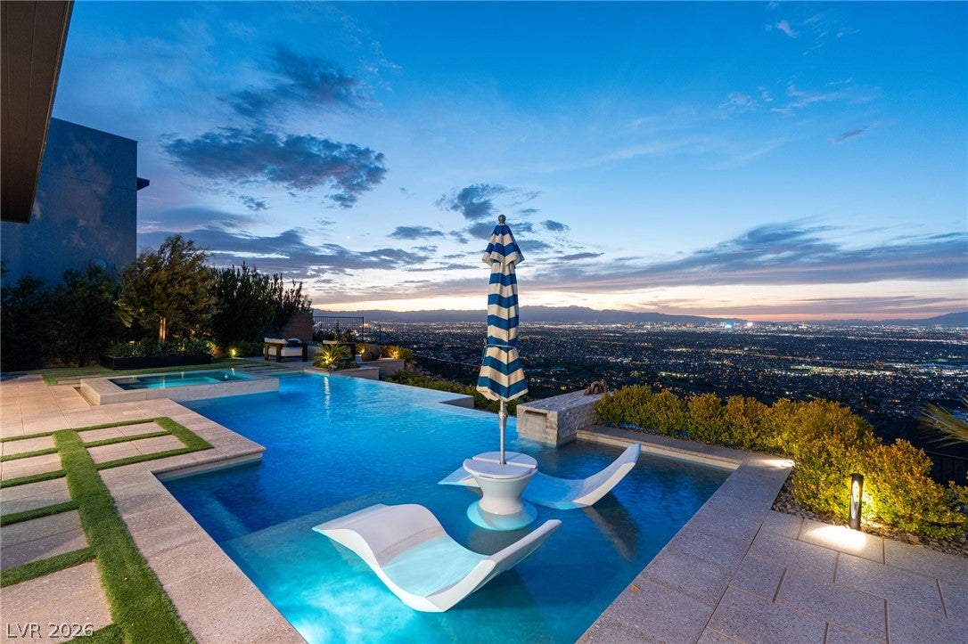 651 Overlook Rim Drive