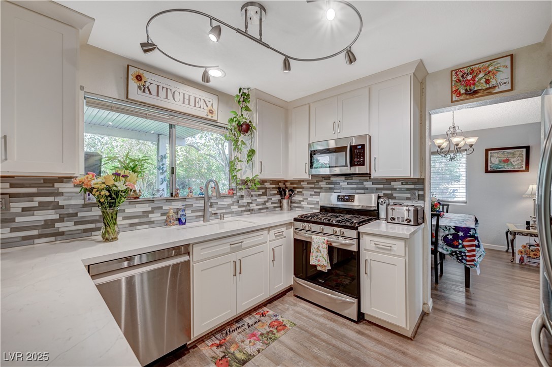 2412 Muirfield Avenue, Henderson, Nevada image 12