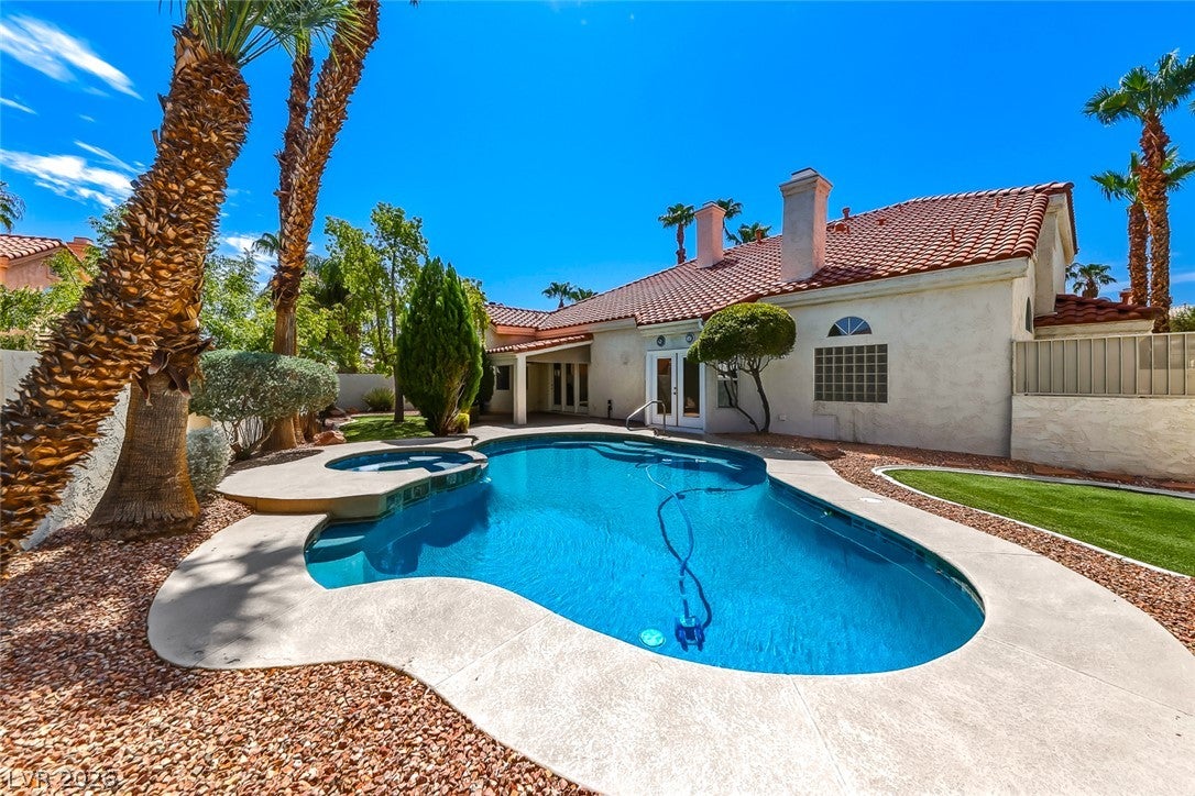 7628 Belmondo Lane
