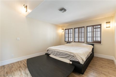 Tiny photo for 2845 QUEENS COURTYARD Drive, Las Vegas, NV 89109 (MLS # 2799391)