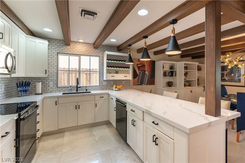Tiny photo for 2845 QUEENS COURTYARD Drive, Las Vegas, NV 89109 (MLS # 2799391)