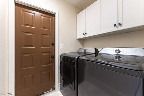 Tiny photo for 2845 QUEENS COURTYARD Drive, Las Vegas, NV 89109 (MLS # 2799391)