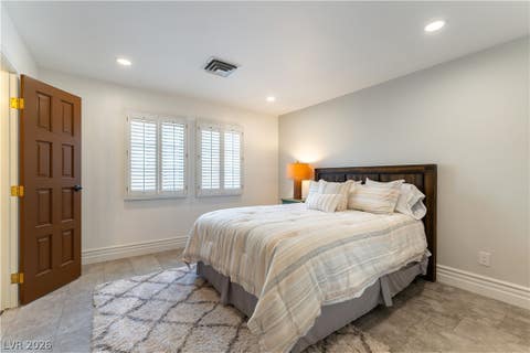 Tiny photo for 2845 QUEENS COURTYARD Drive, Las Vegas, NV 89109 (MLS # 2799391)
