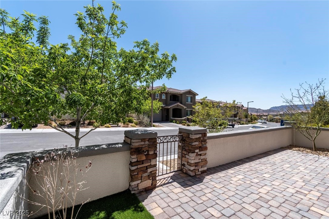 Properties 4 257 Elder View Drive