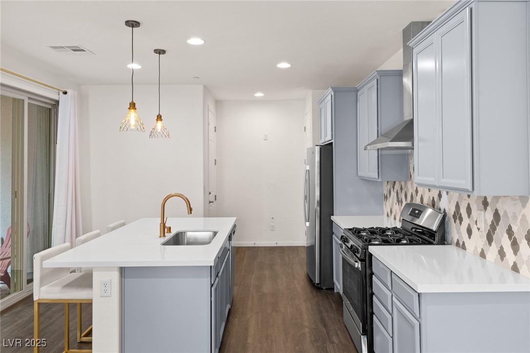 Properties 4 11689 Bearpaw Meadow Avenue