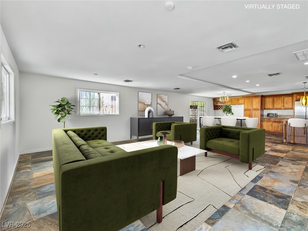 3152 Sundown Drive