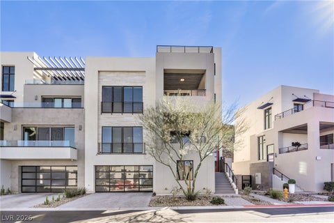 Townhouse For Sale - 422 Tranquil Peak Court<br/> Henderson, NV 89012