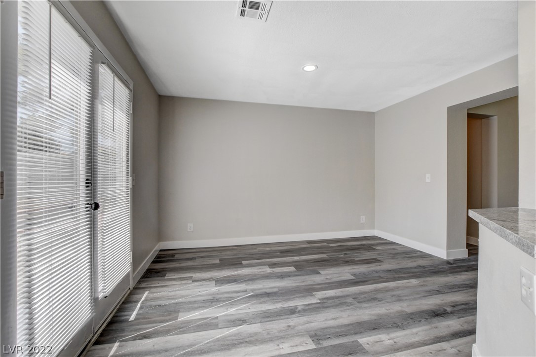 Photo 15 of 50 of 1445 Hawkwood Road house