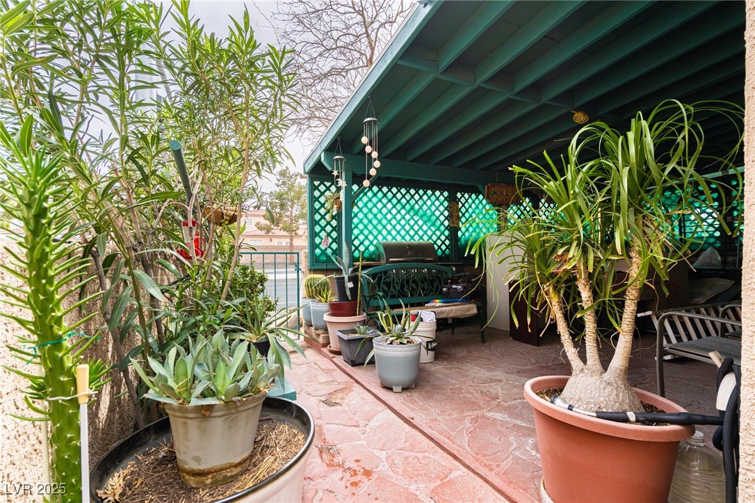 Las Vegas, Nevada 89118, United States, 2 Bedrooms Bedrooms, ,2 BathroomsBathrooms,Residential,Active,170129