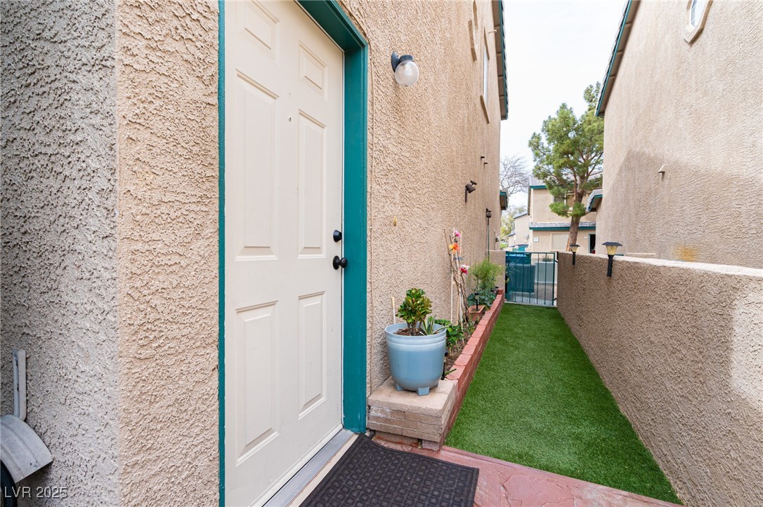 Las Vegas, Nevada 89118, United States, 2 Bedrooms Bedrooms, ,2 BathroomsBathrooms,Residential,Active,170129