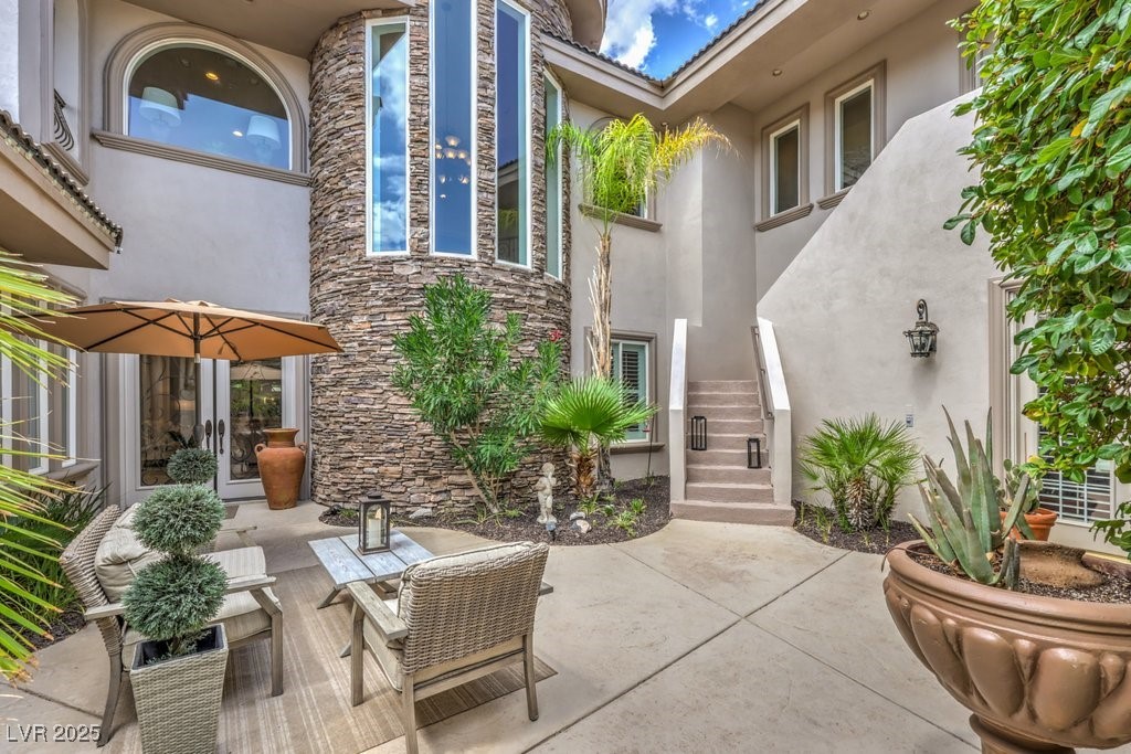 2265 Coral Ridge Avenue