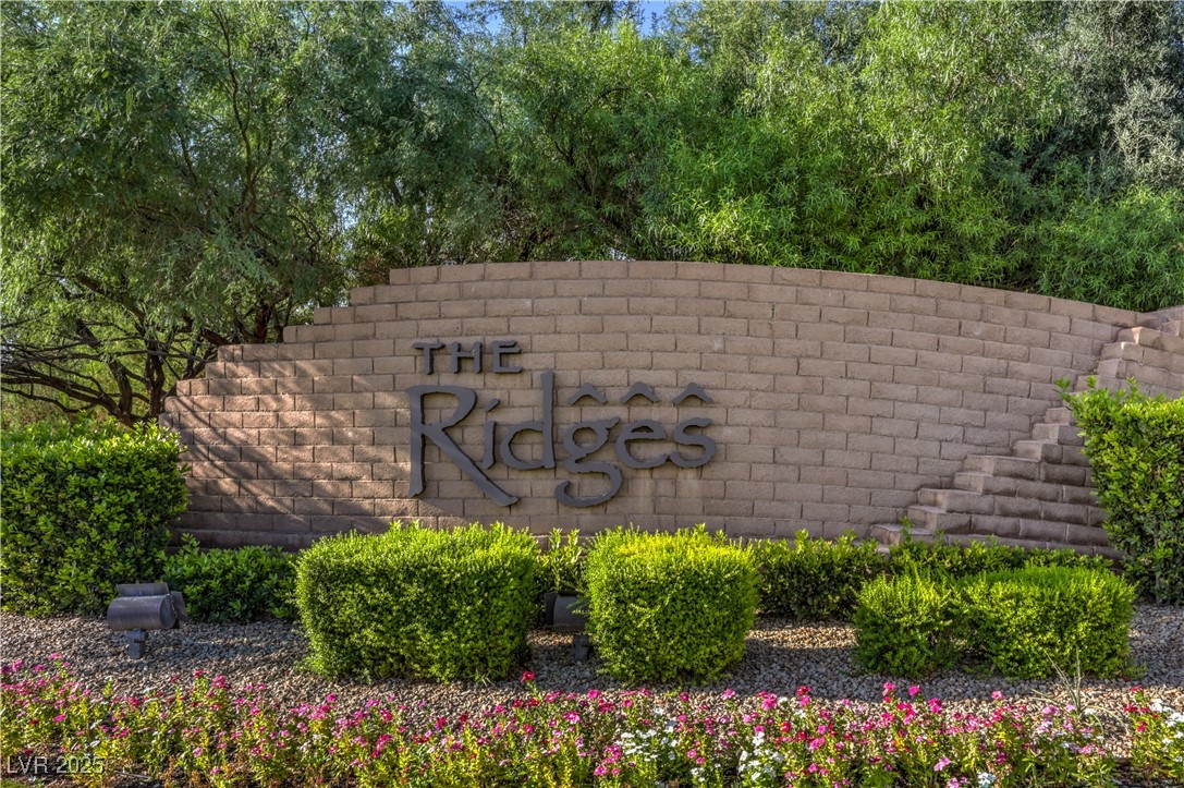 Properties 2 10 SUGARBERRY Lane