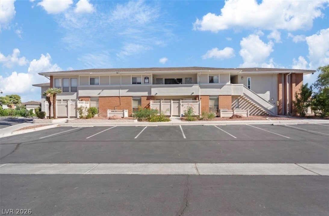 669 Oakmont Avenue 3708