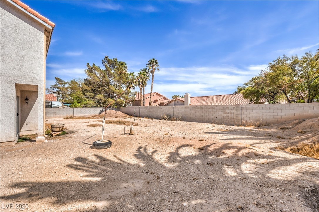 1009 Nawkee Drive, North Las Vegas, Nevada image 2