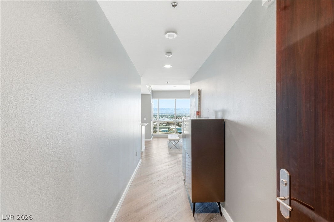 4575 Dean Martin Drive 2908