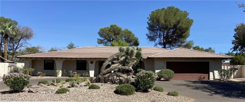 Photo of 4186 Woodcrest Road, Las Vegas, NV 89121 (MLS # 2718697)