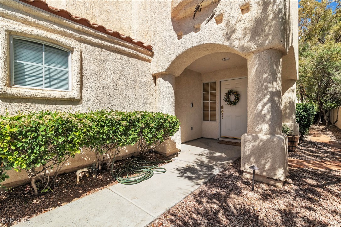 1825 Derbyshire Drive