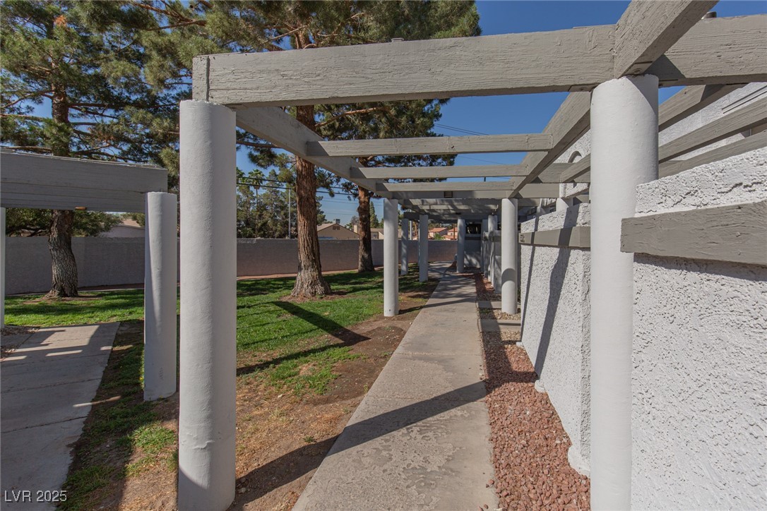 5523 Orchard Lane 0